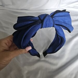 Elegant Blue With Black Edges Headband